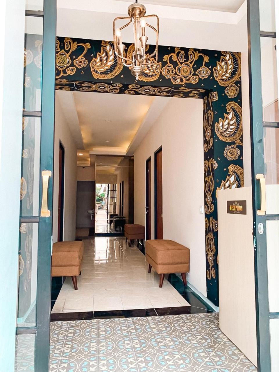 Hotel Kartiko Palagan Eksklusif Yogyakarta à Kejayan Extérieur photo